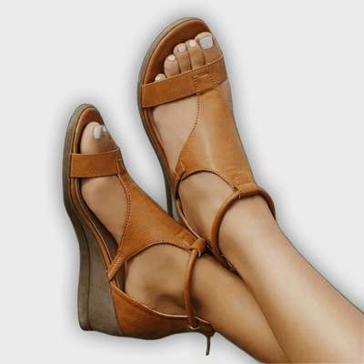 סנדלים אורטופדיים לנשים מעור