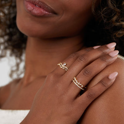 אורה - טבעת קריסטל אלגנטית