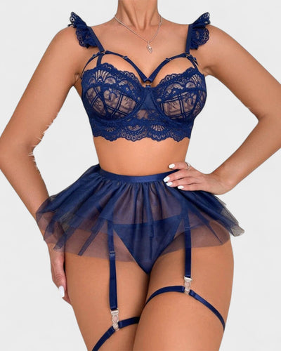 מלני | תחתונים שקופים וסקסיים בלונדינית