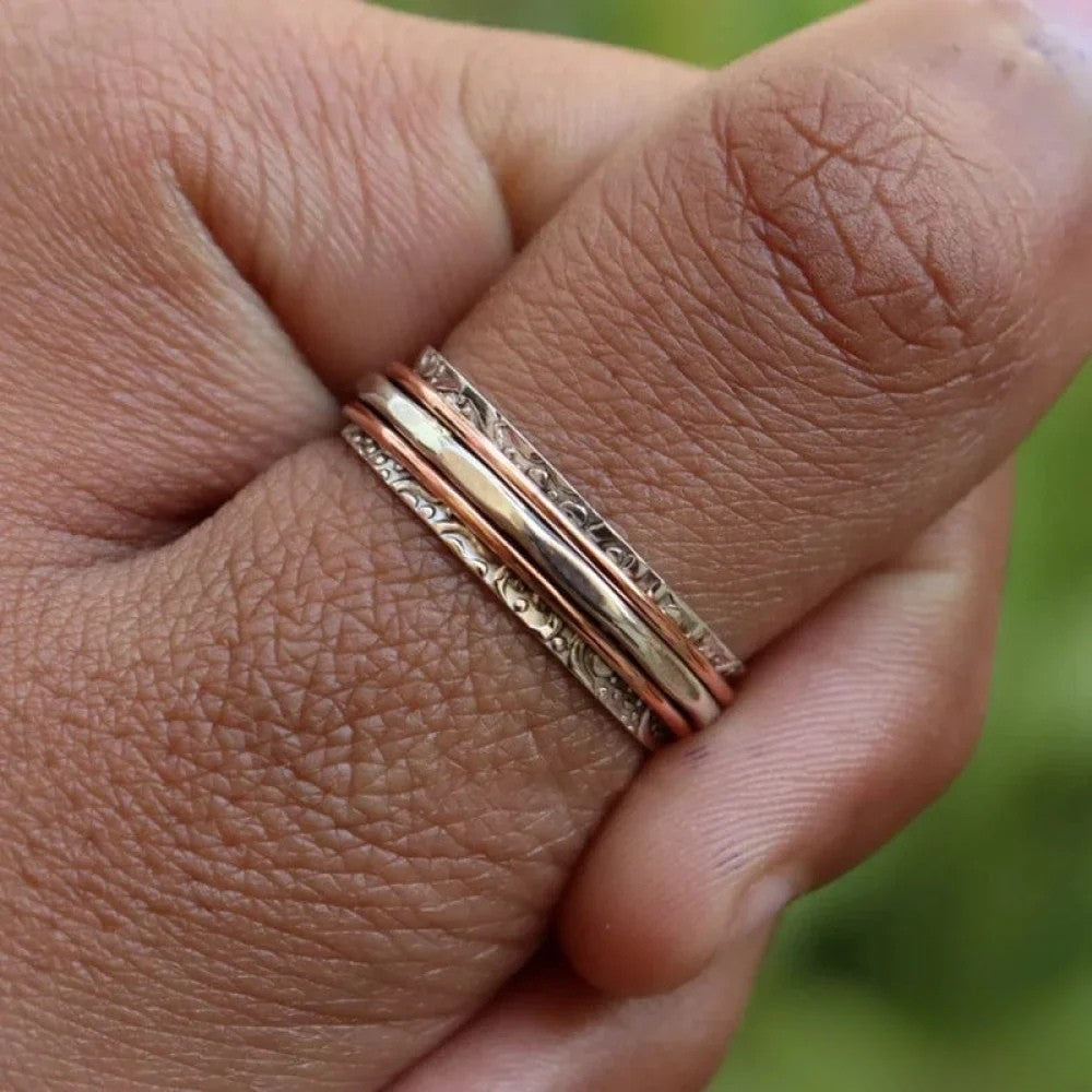 טבעת קלאסית בסגנון רטרו