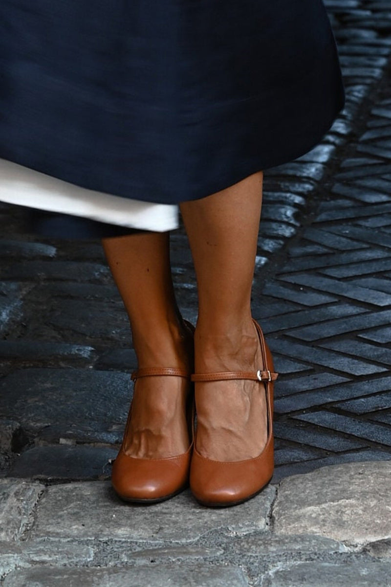 ברבינה™ | סנדלים נוחים עם רצועה