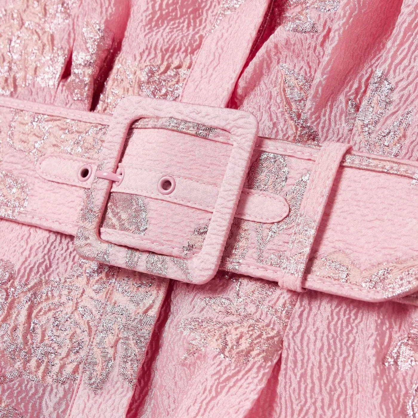 ביאטריס™ | שמלה ורודה עם שרוולים תפוחים