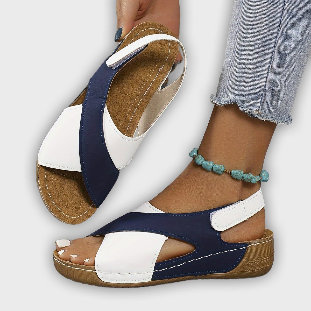 סנדלי טיולים אורטופדיים לנשים קלות ואווריריות