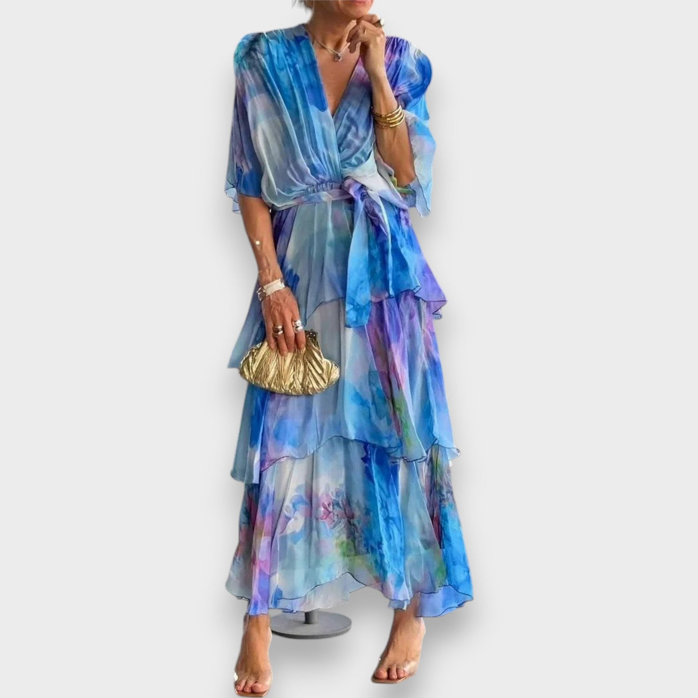 בטי™ | שמלת V-צוואר מדהימה