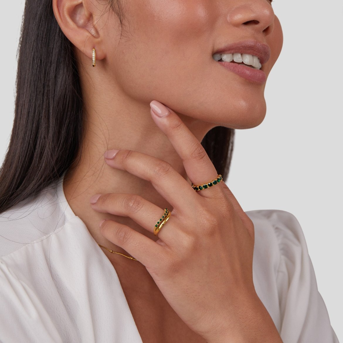 מרי - טבעת שכבתית בצבע ירוק סמארגד