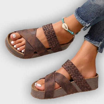 סנדלי אידה™ אורטופדיים עם תמיכה ונוחות בעיצוב מודרני